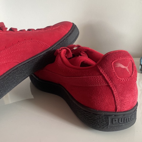 Red Suede Men’s Puma Sneakers - Worn Once Indoors - Picture 8 of 13